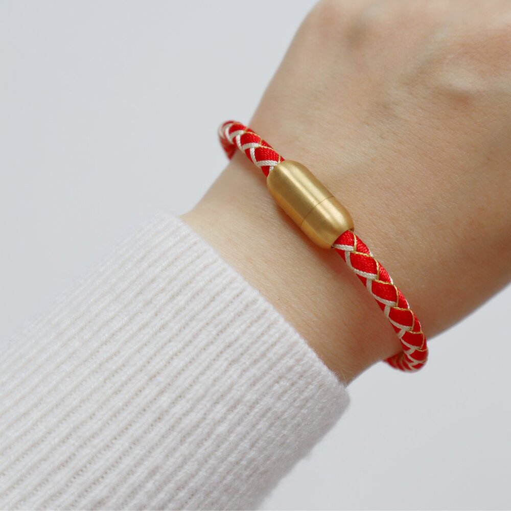 Handwoven Red Green Gold Grey Black Five Elements string 五行